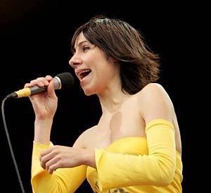 PJ Harvey photo