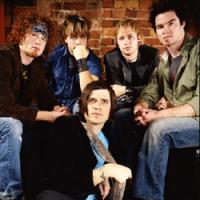Hinder photo