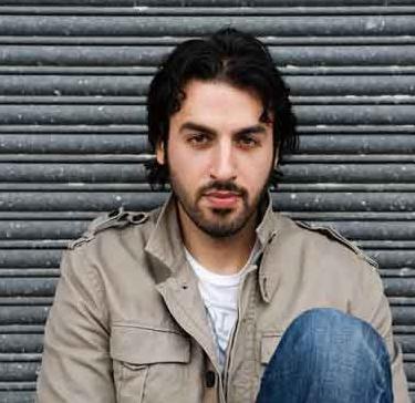 Ari Hest photo