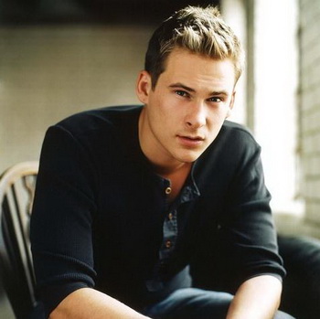 Lee Ryan photo