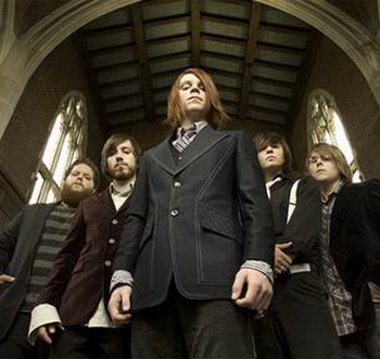 Leeland photo