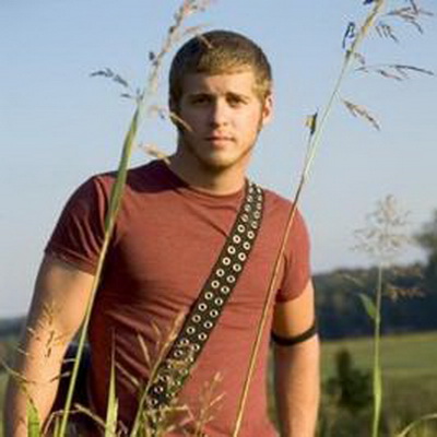 Brantley Gilbert photo