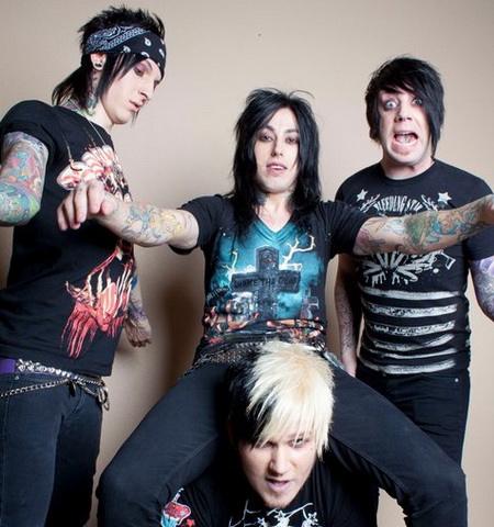 Falling In Reverse photo