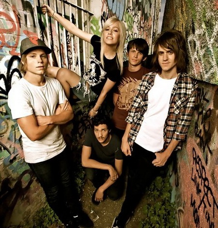 Tonight Alive photo