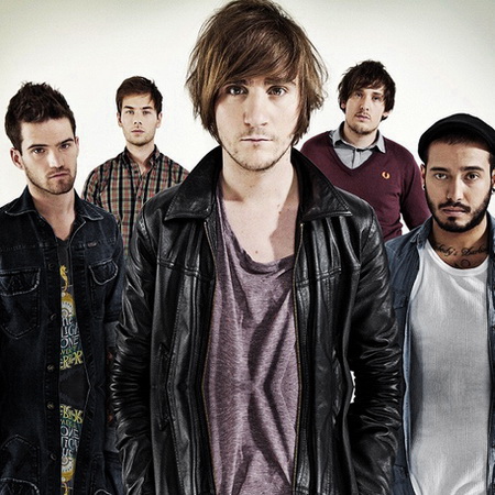 Kids In Glass Houses photo