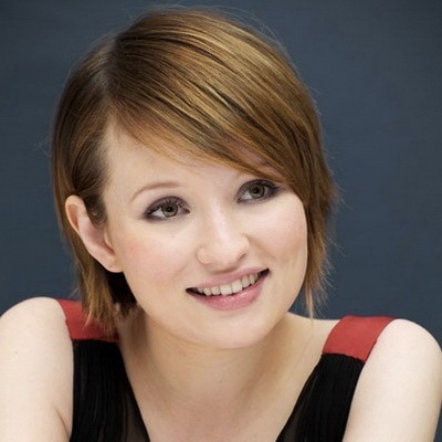 Emily Browning photo