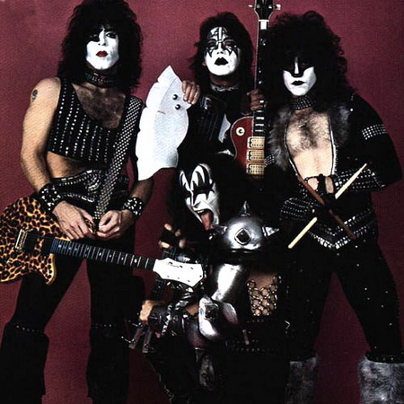 Kiss photo